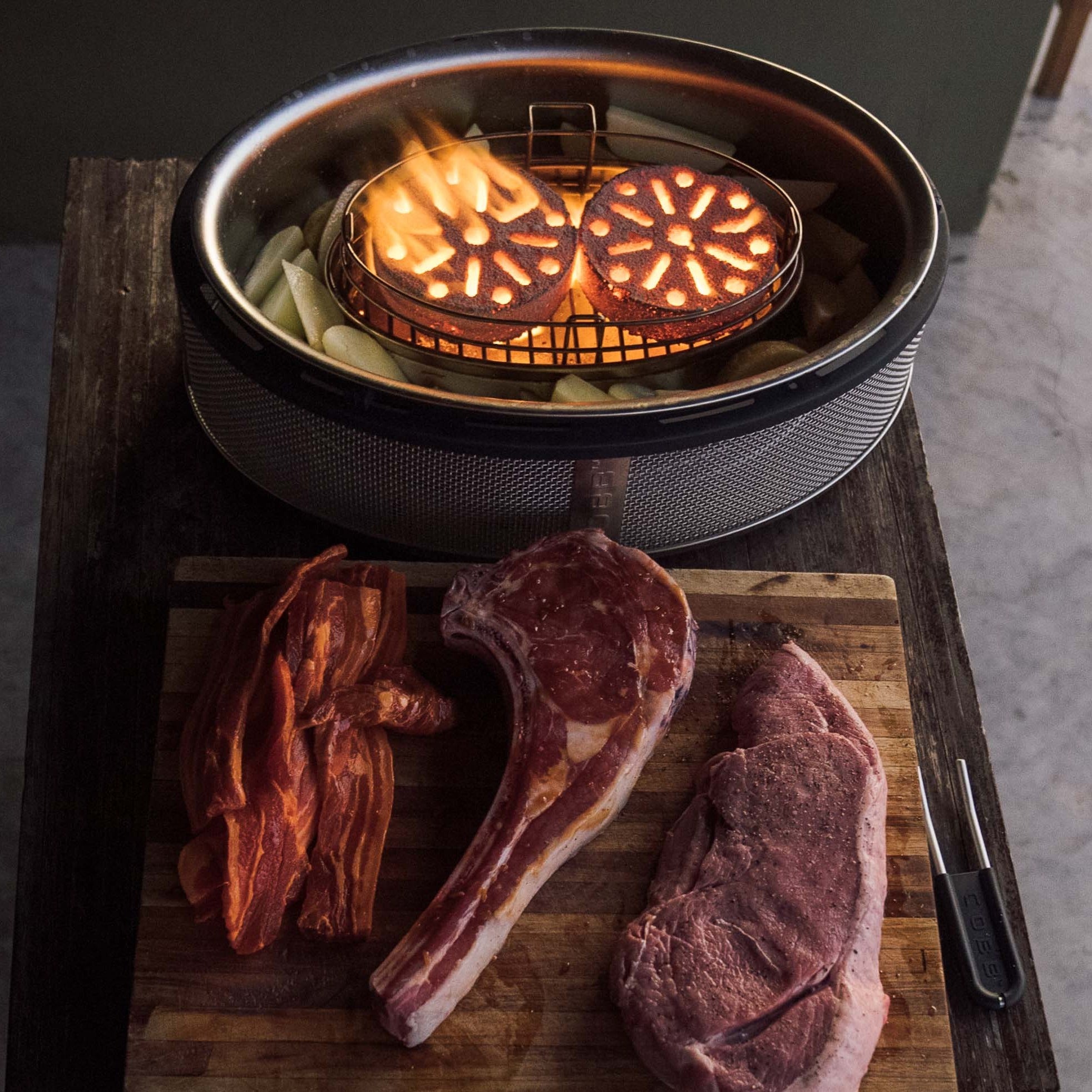 COBB Grill Supreme (Charcoal)